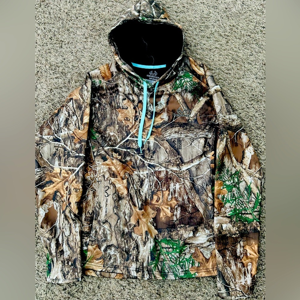 Youth's Realtree Edge, L(12/14) Scent Control, Wicking, Tech Hoodie